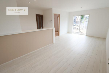 rO@SnǂrO͉ƑRƏW܂܂BƑcR̎ԂłBƑƁAw[Ԃ߂łˁB邭JIȋԂłB