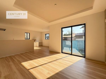 rO@z╗ʂ̗ǂ2KrOBO̎CɂȂ炸AJՂ̋ԂŉƑ̎Ԃ߂܂B