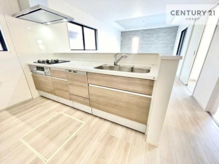 Lb`@lC̑ΖʎVXeLb`̗pĂ܂IƑ̃R~jP[VRƑ݌vłB
qlɂڂ͂̂ŊłˁBLXgĉKɍƂi݂܂B