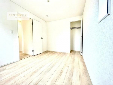 m@[Xy[XĂ܂IXbLڂ鎖ł܂ˁB
ƋI΂ȂVvȃfUCׁ̈AƋI΂Cɓ̋ԍ肪łłˁB