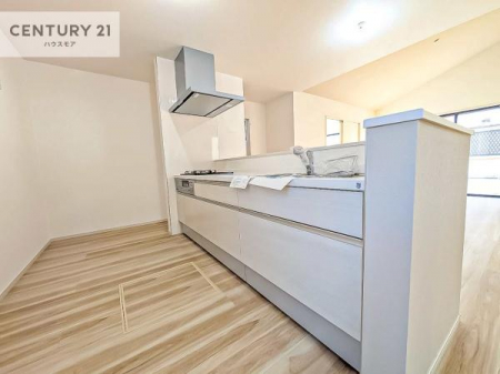 Lb`@lC̑ΖʎVXeLb`̗pĂ܂IƑ̃R~jP[VRƑ݌vłB
qlɂڂ͂̂ŊłˁBLXgĉKɍƂi݂܂B