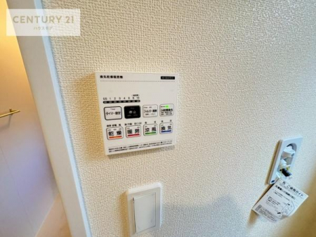 ̑@g[tĂ閣͓IȎdlłI~̓q[gVbN̗\hɂg܂B
J̓ł󕨂̂ŁA󕨂ߍ݂ɂI