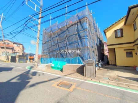 ԏ@ԃXy[X2䕪܂IZJhJ[͂AoCN⎩]ԂȂǂuꏊɍ܂B