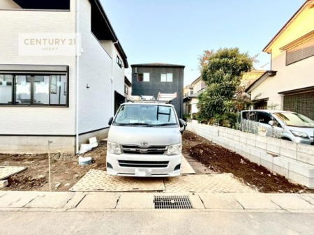 ԏ@ԃXy[X2䕪܂IZJhJ[͂AoCN⎩]ԂȂǂuꏊɍ܂B