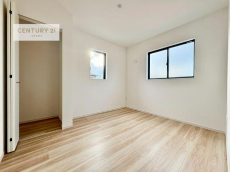 q@|oȂm͎qɍœKłI
Qʍ̌ɂȂĂ肵̂ŉKɂ߂܂I