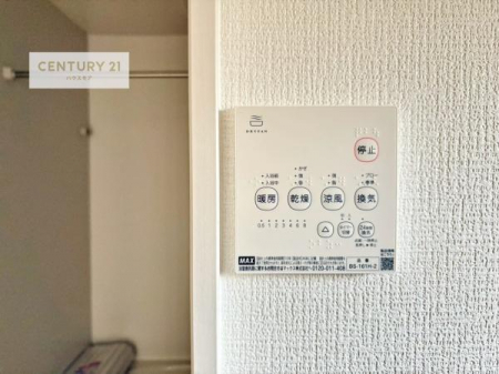 ̑@g[tĂ閣͓IȎdlłI~̓q[gVbN̗\hɂg܂B
J̓ł󕨂̂ŁA󕨂ߍ݂ɂI