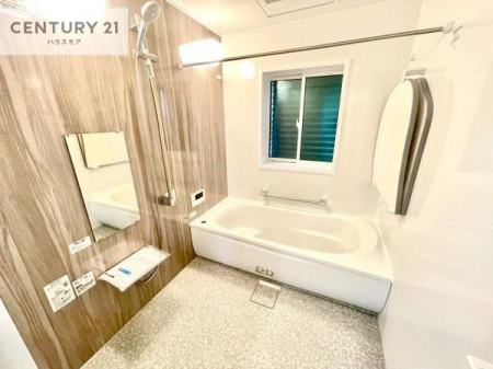 @l͋̕C̃oX[́AVbNȃfUCŃoX^C[I
d撣Ă邲JɂD݂̓̓܂āAył݂Ă͂ł傤H