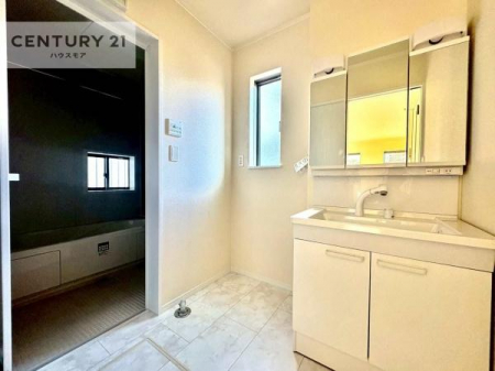 ʑEʏ@Oʋdl̐ʏ́AgȂ݂₷I͎[ɂȂĂ܂BhC[₨ϓЕt̂ŐʑXbLƌ邱Ƃo܂I