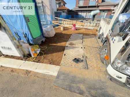 ԏ@ԃXy[X2䕪܂IZJhJ[͂AoCN⎩]ԂȂǂuꏊɍ܂B