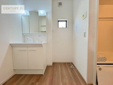 ʑEʏ@t̖邢ʎłICɓւłĐɕۂƂł܂IRނ̂łς̎dオǂȂ܂ˁI