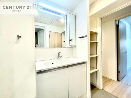 ʑEʏ@gȂ𐮂ʏ́A厖łI̐̂镵͋CoIC悭g܂BLXXy[XłˁI