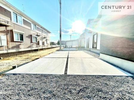 ԏ@ԃXy[X3䕪܂IZJhJ[͂AoCN⎩]ԂȂǂuꏊɍ܂B