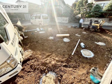 ԏ@ԃXy[X2䕪܂IZJhJ[͂AoCN⎩]ԂȂǂuꏊɍ܂B