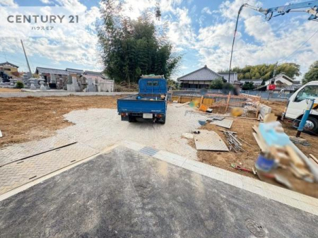 ԏ@ԃXy[X2䕪܂IZJhJ[͂AoCN⎩]ԂȂǂuꏊɍ܂B