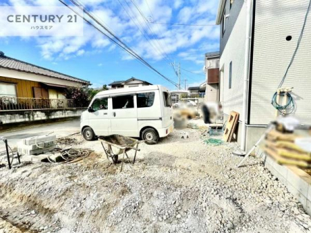 ԏ@ԃXy[X2䕪܂IZJhJ[͂AoCN⎩]ԂȂǂuꏊɍ܂B