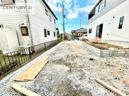 ԏ@ԃXy[X2䕪܂IZJhJ[͂AoCN⎩]ԂȂǂuꏊɍ܂B