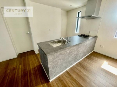 rO@rOŜnΖʃLb`Ȃ̂ŁAql̗lqȂƂłqĂ₷SȊԎłI