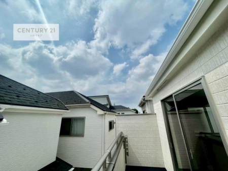 Z˂̒]ʐ^@ꂽɂ͐nJIȎԂy߂܂BC̗ǂʂ蔲X݂łI
