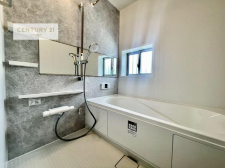 @LXoXň̔tbVBL΂̂ŁAɂƐZ܂ˁĨoX^Cy݂ɂȂ܂B