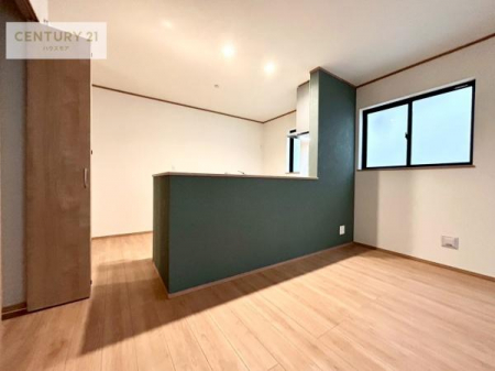 rO@LX_CjOXy[XI肨HB΂yԂ߂܂BX̔܂I