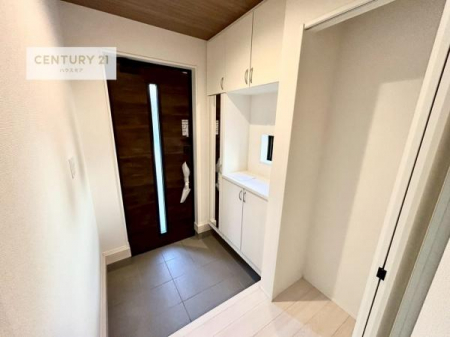 ց@V[Y{bNXtȂ̂ŁAւЕt|₷łI
XbLւŌ˂JuԁÂSnԂo}Ă܂B
