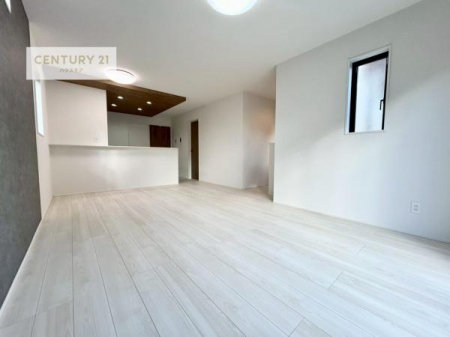 rO@SnǂrO͉ƑRƏW܂܂BƑcR̎ԂłBƑƁAw[Ԃ߂łˁB邭JIȋԂłB