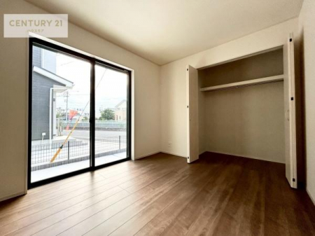 rOȊŐ@VvɃfUCĂ邽߁AƋIт܂I
Cɓ̉ƋuĂ낰Ԃ邱Ƃł܂B