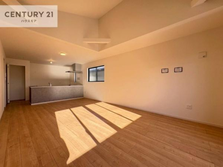 rO@؂ȉƑW܂邩炱LDKɂ͂肽B
qCɏ΂Ȃ瑖ĂpuLƂɂėǂvƎvuԂłB