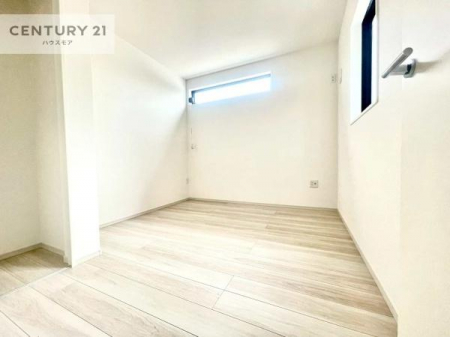 q@|oȂ́Aql̂ƂĂSłI
[Xy[X[Ă̂ŎU炩TbƕЕt܂I