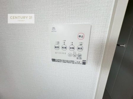 ̑@g[tĂ閣͓IȎdlłI~̓q[gVbN̗\hɂg܂B
J̓ł󕨂̂ŁA󕨂ߍ݂ɂI