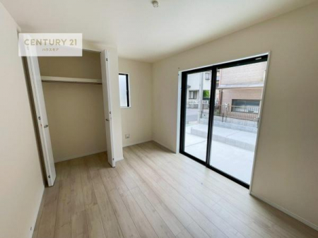 rOȊŐ@[Xy[XĂ܂IXbLڂ鎖ł܂ˁB
ƋI΂ȂVvȃfUCׁ̈AƋI΂Cɓ̋ԍ肪łłˁB