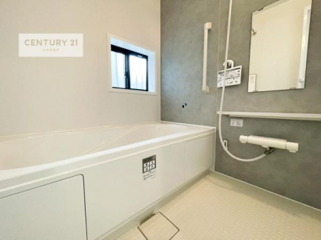 @LXoXň̔tbVBL΂̂ŁAɂƐZ܂ˁĨoX^Cy݂ɂȂ܂B