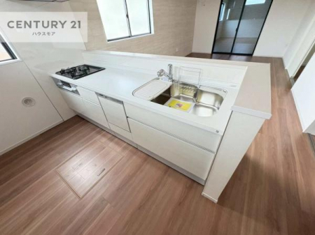 Lb`@lC̑ΖʎVXeLb`̗pĂ܂IƑ̃R~jP[VRƑ݌vłB
qlɂڂ͂̂ŊłˁB[͂܂I