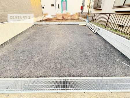 ԏ@ԃXy[X2䕪܂IZJhJ[͂AoCN⎩]ԂȂǂuꏊɍ܂B