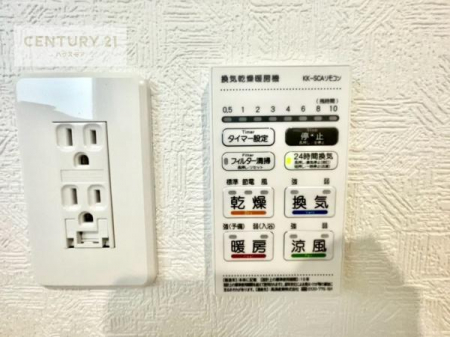 ̑@g[tĂ閣͓IȎdlłI~̓q[gVbN̗\hɂg܂B
J̓ł󕨂̂ŁA󕨂ߍ݂ɂI