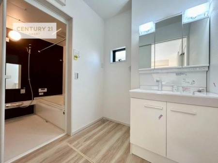 ʑEʏ@t̖邢ʎłICɓւłĐɕۂƂł܂IRނ̂łς̎dオǂȂ܂ˁI