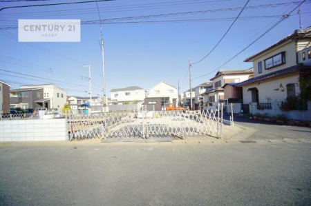 ԏ@ԃXy[X3䕪܂IZJhJ[͂AoCN⎩]ԂȂǂuꏊɍ܂B