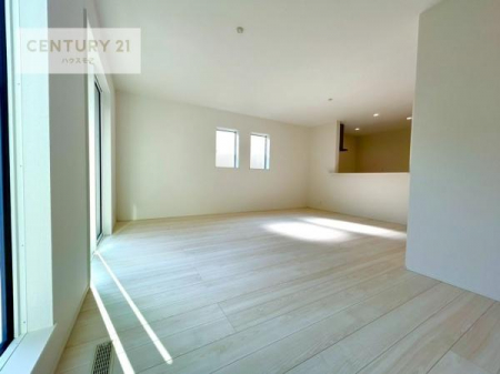 rO@SnǂrO͉ƑRƏW܂܂BƑcR̎ԂłBƑƁAw[Ԃ߂łˁB邭JIȋԂłB