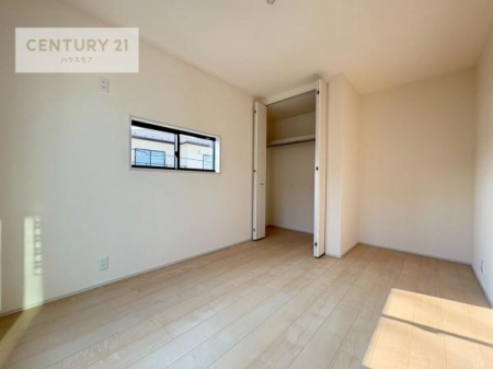 rOȊŐ@[Xy[XĂ܂IXbLڂ鎖ł܂ˁB
ƋI΂ȂVvȃfUCׁ̈AƋI΂Cɓ̋ԍ肪łłˁB