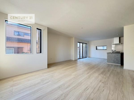 rO@SnǂrO͉ƑRƏW܂܂BƑcR̎ԂłBƑƁAw[Ԃ߂łˁB邭JIȋԂłB