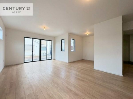 rO@傫ȑ炽Ղ̗z閾邢rOBĴ郊rOŉƑĉ났̎Ԃ߂܂B