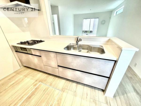 Lb`@lC̑ΖʎVXeLb`̗pĂ܂IƑ̃R~jP[VRƑ݌vłB
qlɂڂ͂̂ŊłˁB[͂܂I