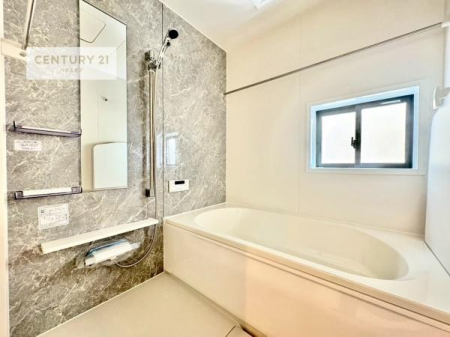 @Ƃ肠oX́A΂ċC悭DɐẐŁAP̔Ƃo܂I
܂ȂǂĂƃtbV̂łˁI