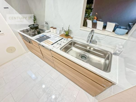 Lb`@lC̑ΖʎVXeLb`̗pĂ܂IƑ̃R~jP[VRƑ݌vłB
qlɂڂ͂̂ŊłˁB[͂܂I