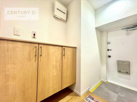 ց@V[Y{bNXtȂ̂ŁAւЕt|₷łI
XbLւŌ˂JuԁÂSnԂo}Ă܂B

