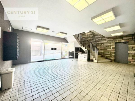 r[@؂Ȃqlo}郍r[BLXĂĊJE܂B