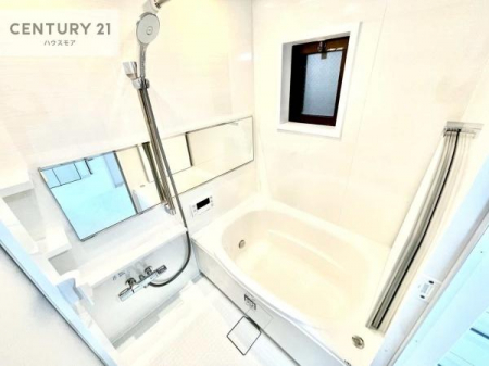 @Ƃ̂oX[IKȃoX^C܂I
1̔ƖĂfGȃN[[VԂɂȂ肻łˁB