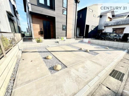 ԏ@ԃXy[X3䕪܂IZJhJ[͂AoCN⎩]ԂȂǂuꏊɍ܂B