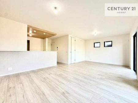 rO@؂ȉƑW܂邩炱LDKɂ͂肽B
qCɏ΂Ȃ瑖ĂpuLƂɂėǂvƎvuԂłB