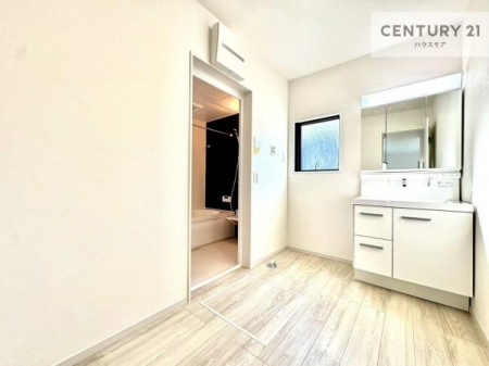 ʑEʏ@Oʋdl̐ʏ́AgȂ݂₷I͎[ɂȂĂ܂BhC[₨ϓЕt̂ŐʑXbLƌ邱Ƃo܂I